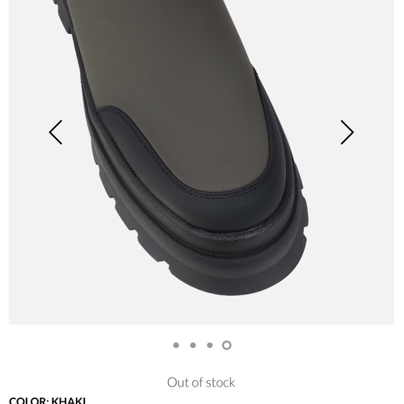 Boots *SOLD* 🚨 - Picture 4 of 4